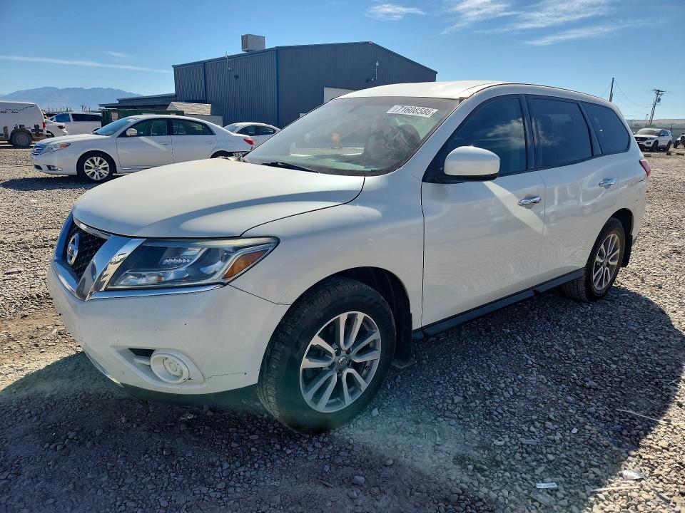 2015 NISSAN PATHFINDER S  