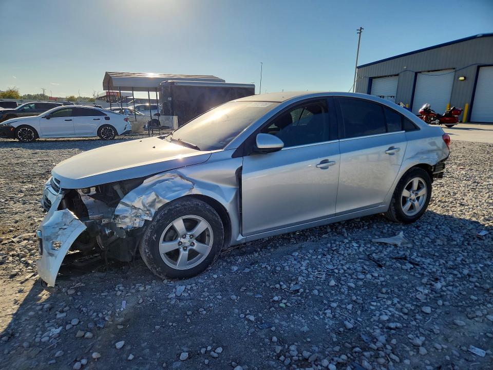 2015 CHEVROLET CRUZE LT  