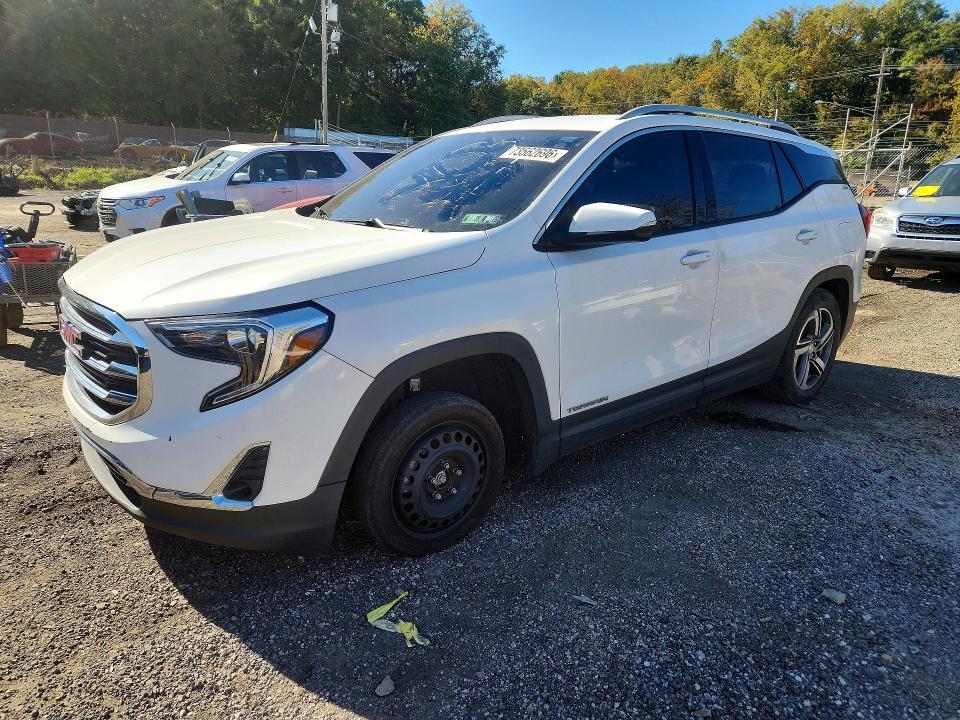 2021 GMC TERRAIN SLT  