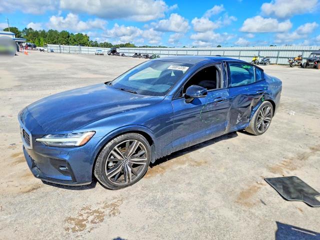 2019 VOLVO S60 T5 R-DESIGN  