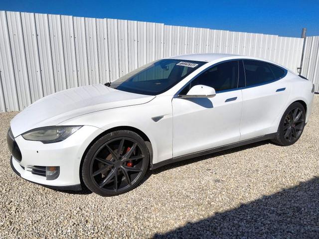 2015 TESLA MODEL S 85  