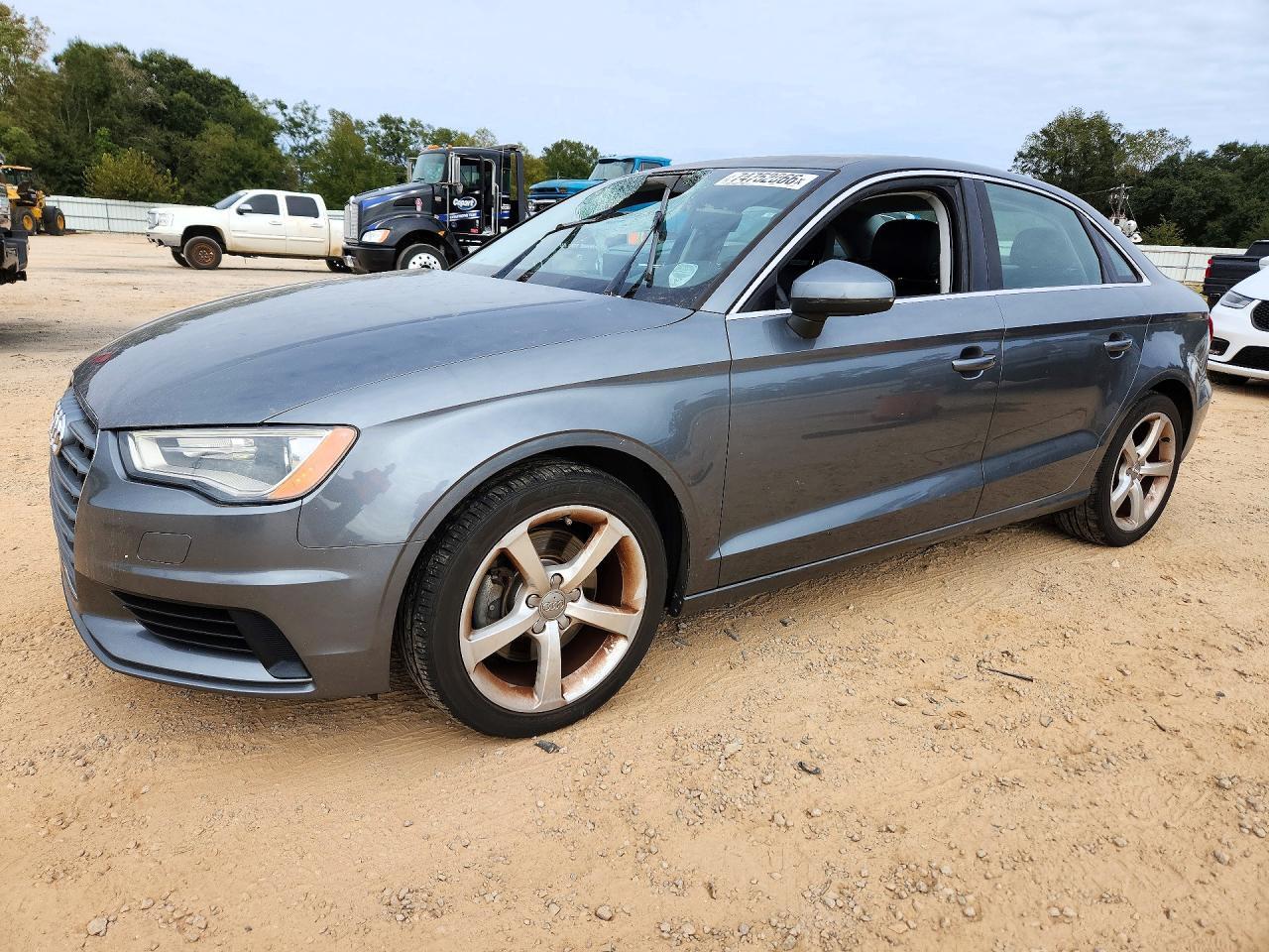 Вид 2015 AUDI A3 PREMIUM, угол 1