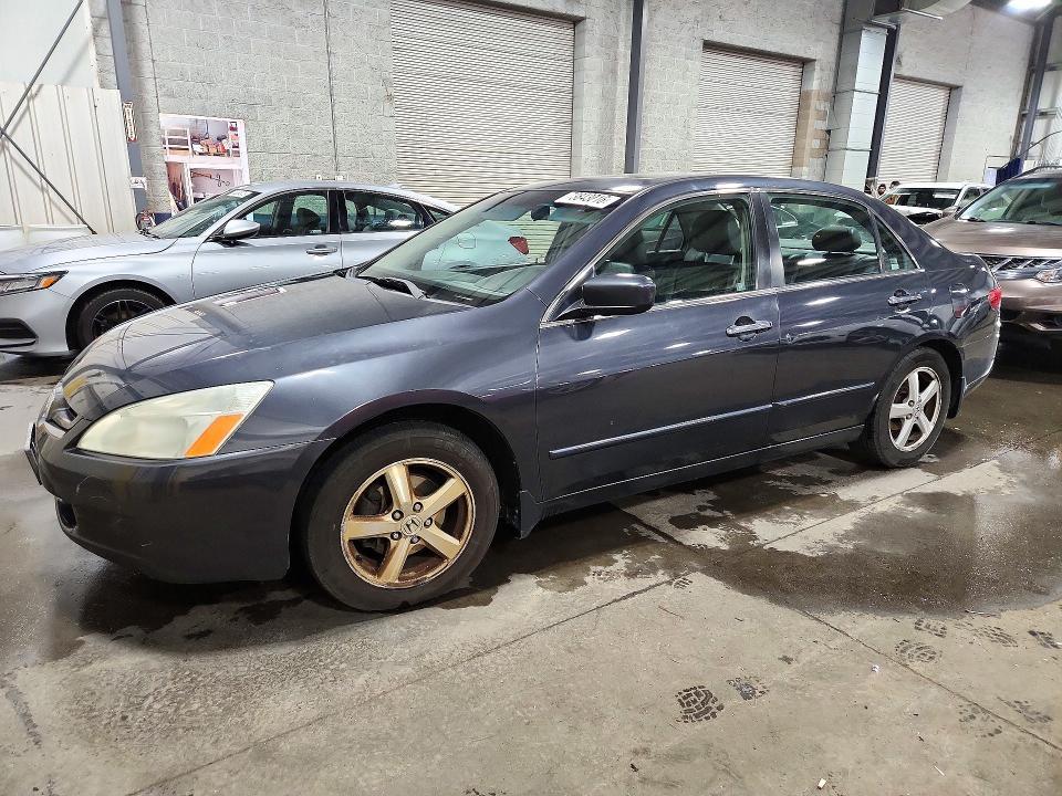 2005 HONDA ACCORD EX  