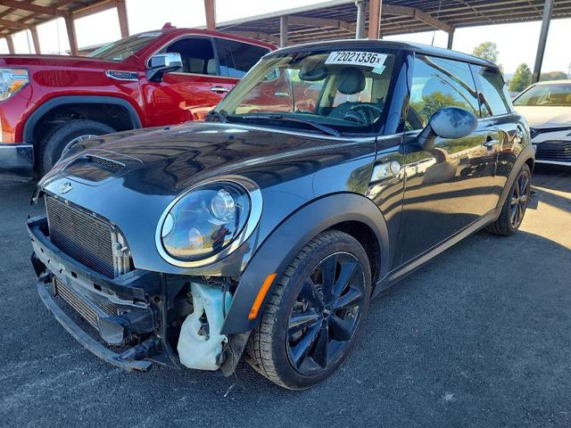 2013 MINI COOPER S  