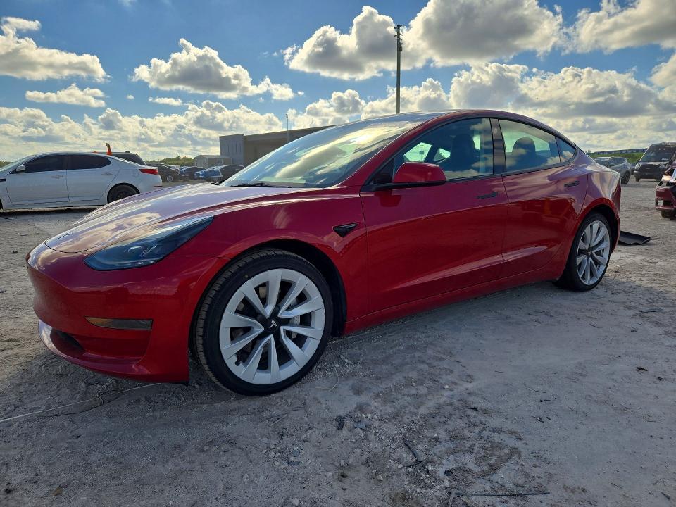 2022 TESLA MODEL 3   