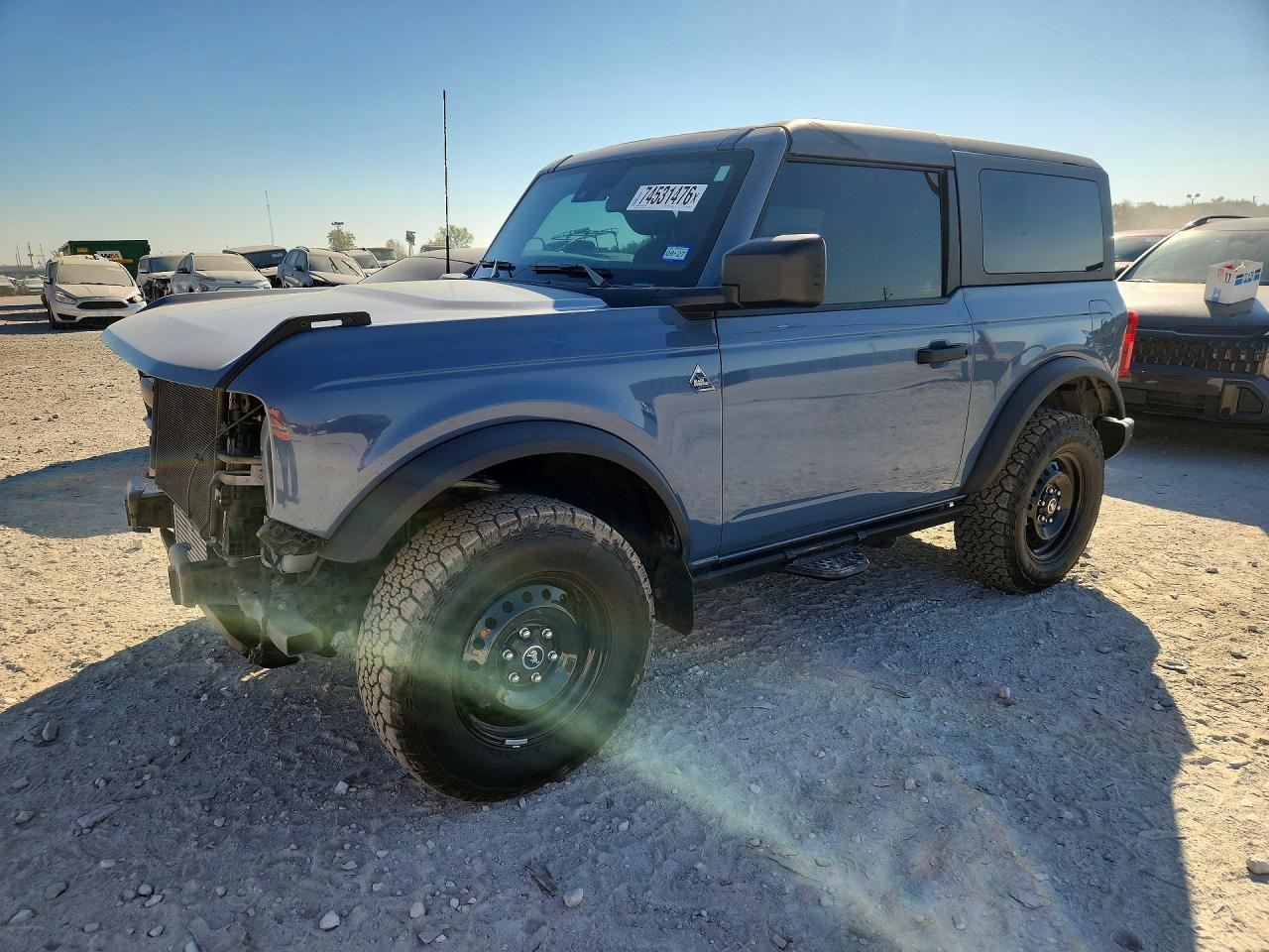 Vue de 2023 FORD BRONCO BASE, angle 1