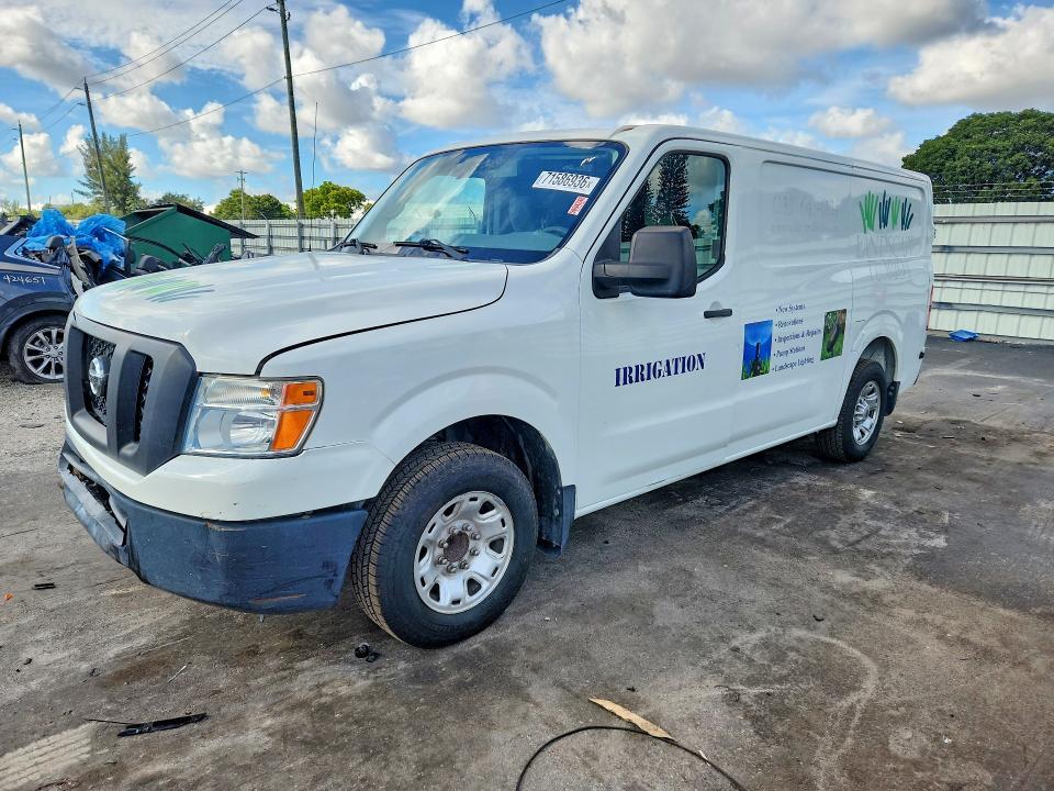 2016 NISSAN NV 1500 SV  