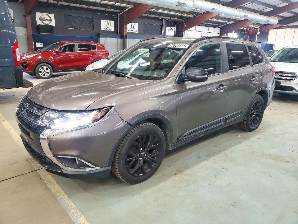 2018 MITSUBISHI OUTLANDER SE  