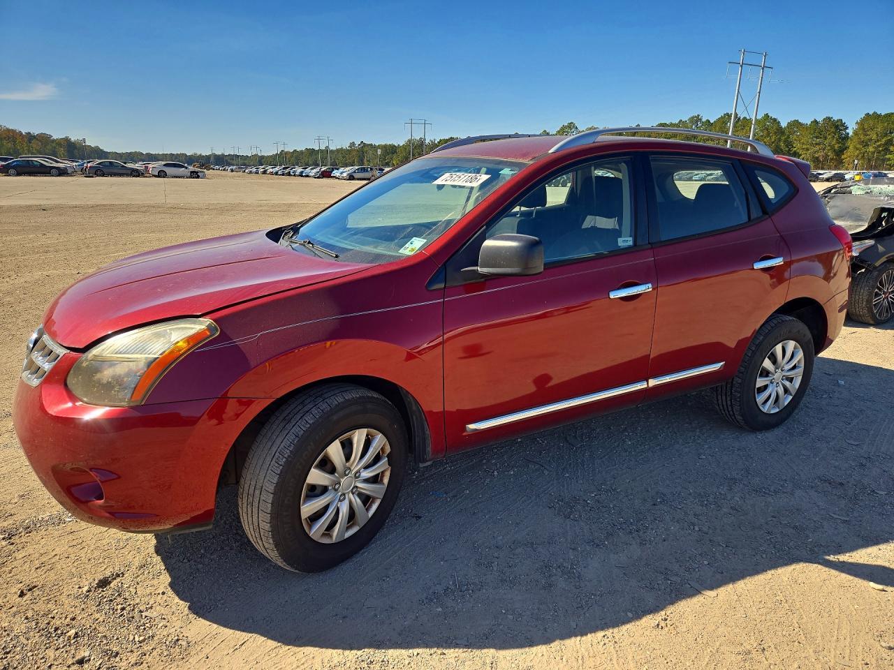 Vue de 2015 NISSAN ROGUE S, angle 1