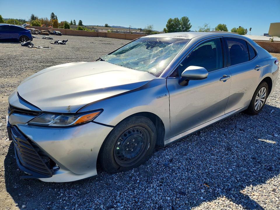2018 TOYOTA CAMRY LE  