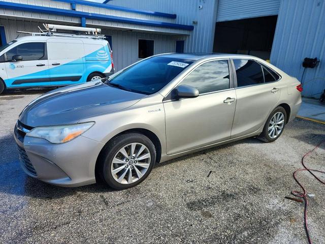 2015 TOYOTA CAMRY HYBRID XLE  