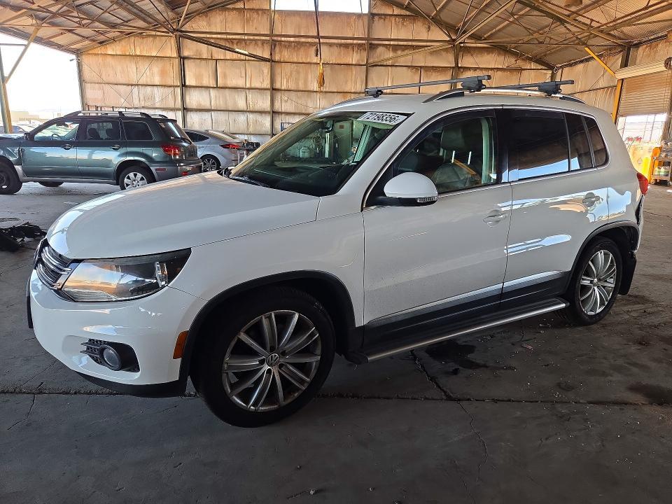 2013 VOLKSWAGEN TIGUAN S  
