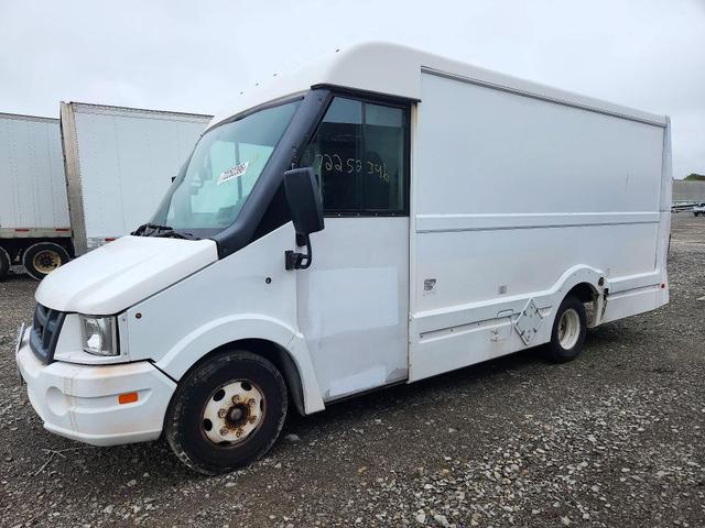 2017 ISUZU REACH DELIVERY VAN