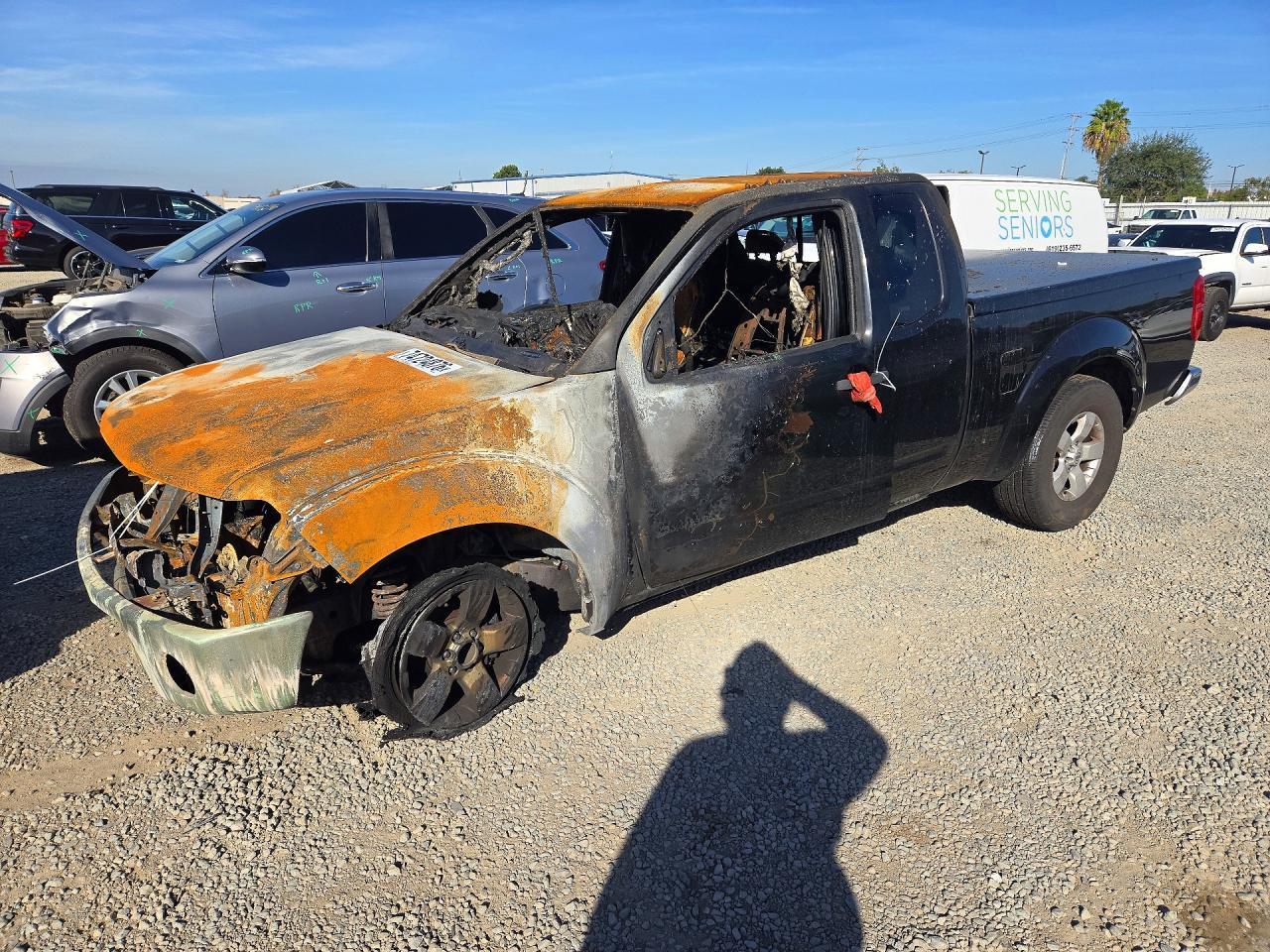 Вид 2011 NISSAN FRONTIER SV, угол 1