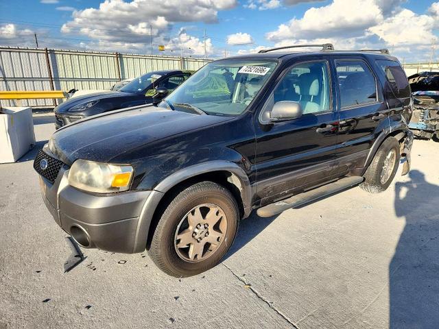 2005 FORD ESCAPE XLT  