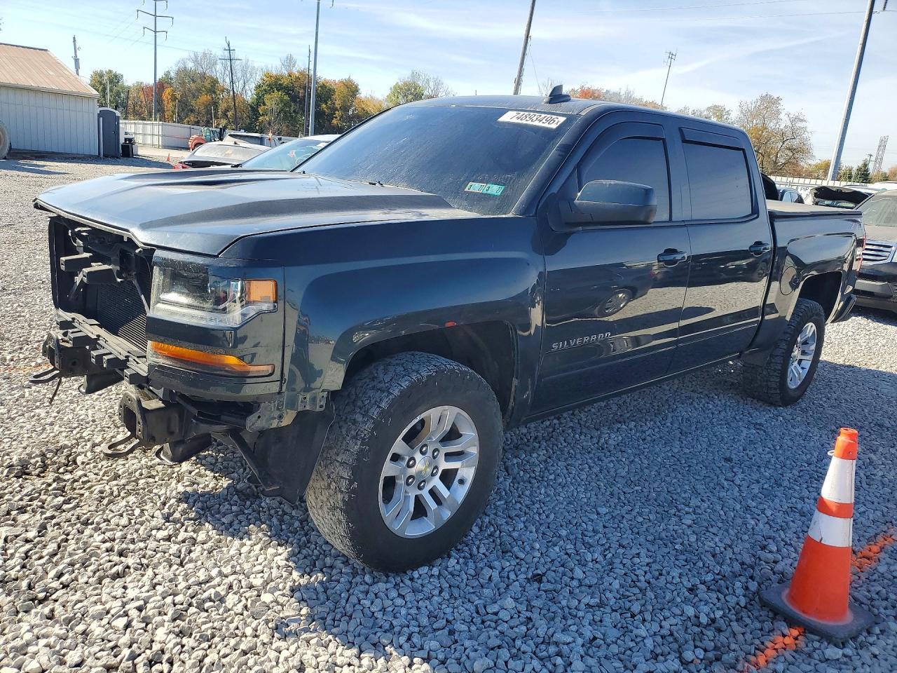 منظر 2018 CHEVROLET SILVERADO K1500 LT، زاوية 1