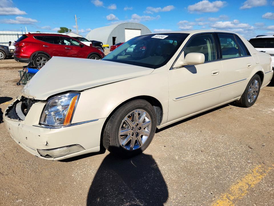 2011 CADILLAC DTS PREMIUM COLLECTION  