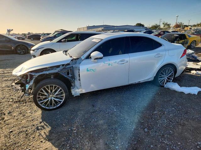 2016 LEXUS IS