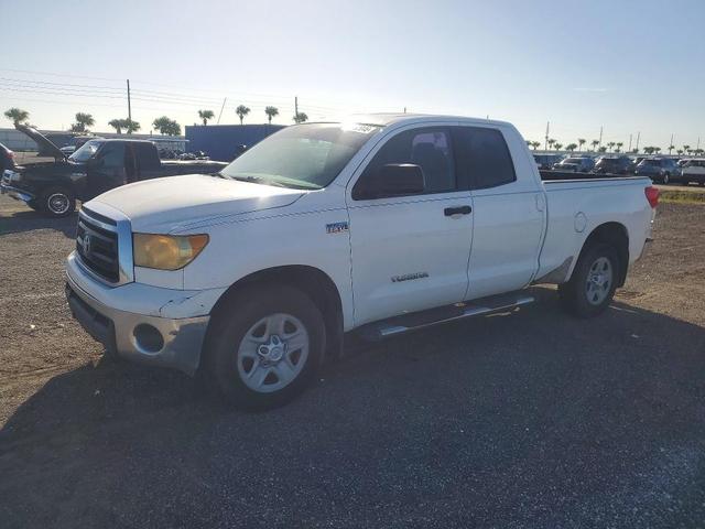 2013 TOYOTA TUNDRA