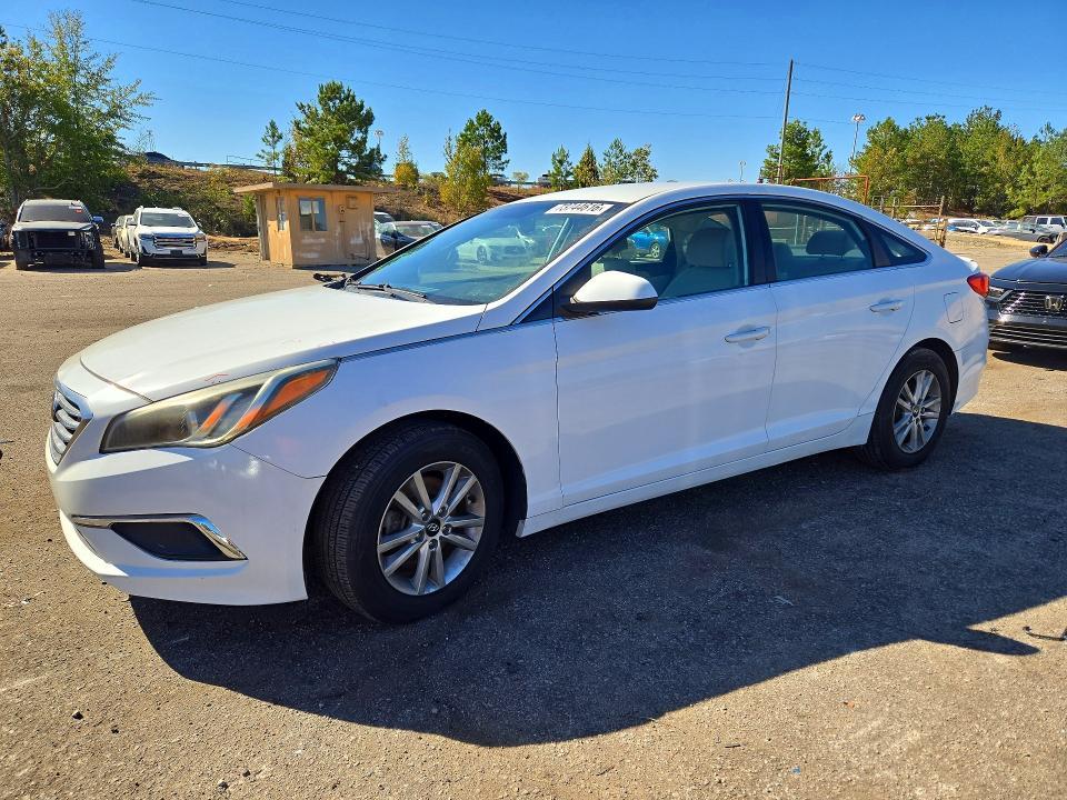 2016 HYUNDAI SONATA SE  