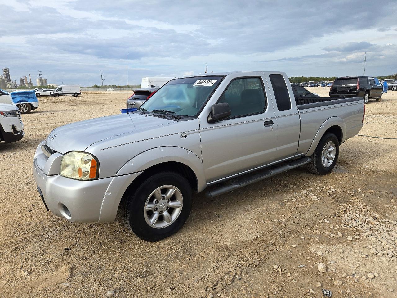 Вид 2004 NISSAN FRONTIER STANDARD, угол 1