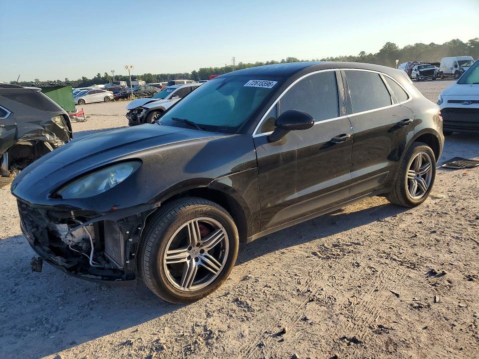 2016 PORSCHE MACAN S  
