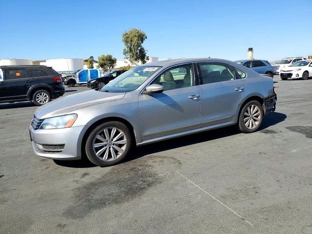 2012 VOLKSWAGEN PASSAT
