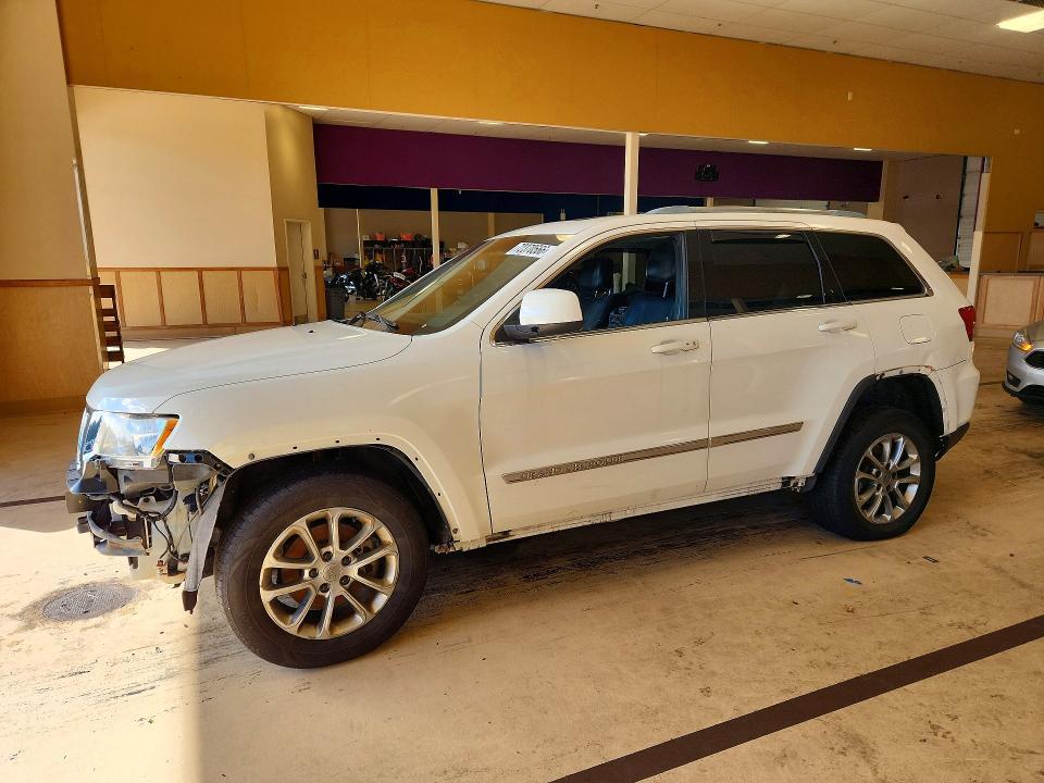 2011 JEEP GRAND CHEROKEE LAREDO  