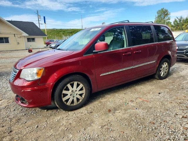 2013 CHRYSLER TOWN & COUNTRY TOURING  