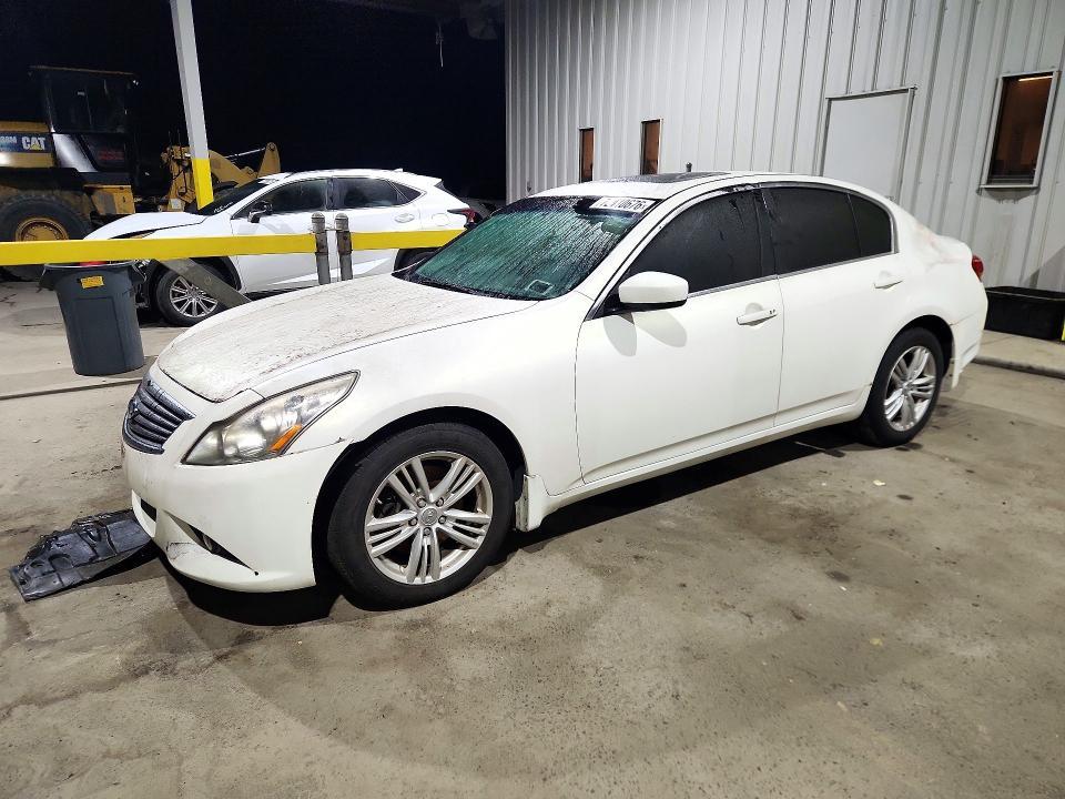 2013 INFINITI G37 SEDAN X  