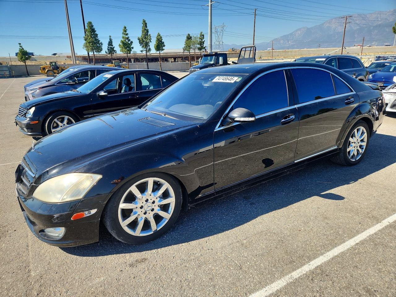 Vista de 2007 Mercedes-Benz S CLASS 550, ángulo 1