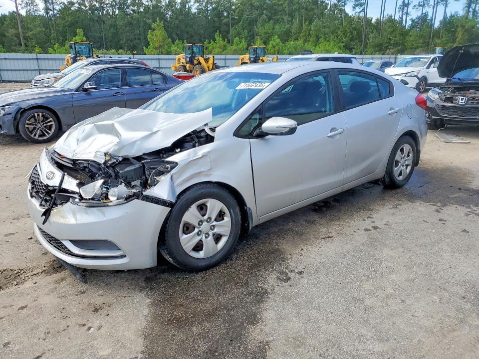 2016 KIA FORTE LX  