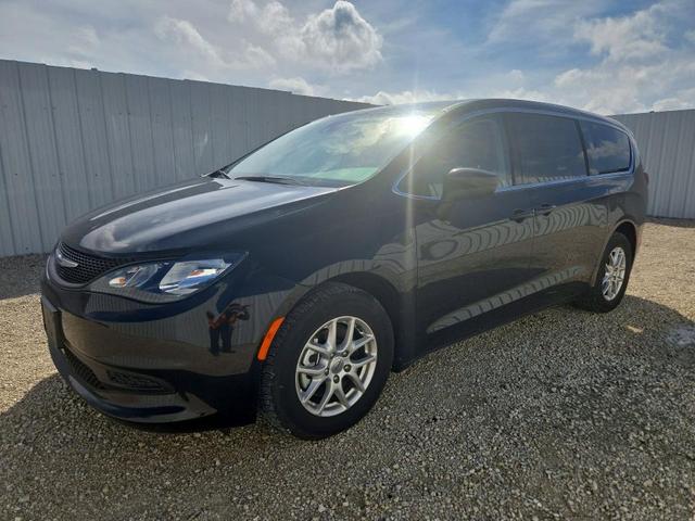 2024 CHRYSLER MINIVAN