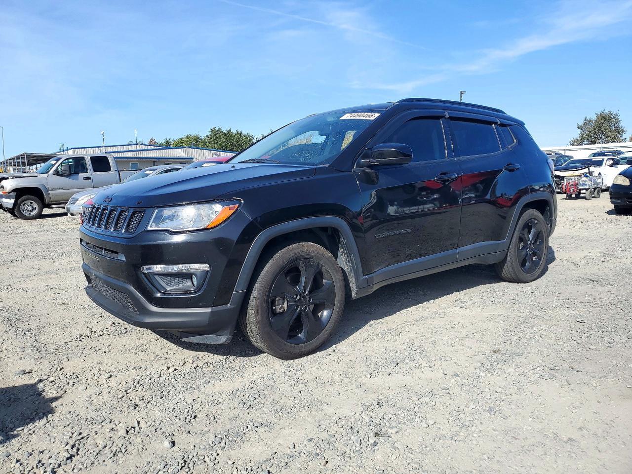 منظر 2021 JEEP COMPASS LATITUDE، زاوية 1