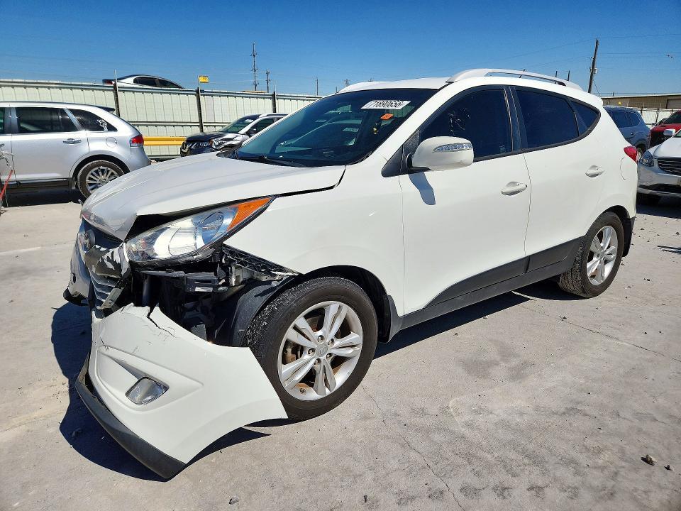 2013 HYUNDAI TUCSON GLS  