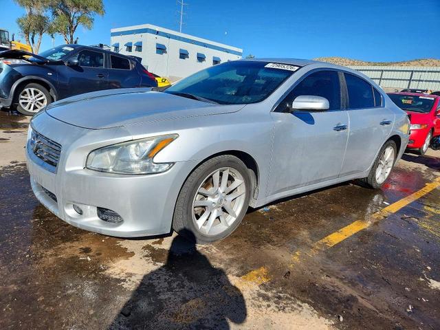 2014 NISSAN MAXIMA
