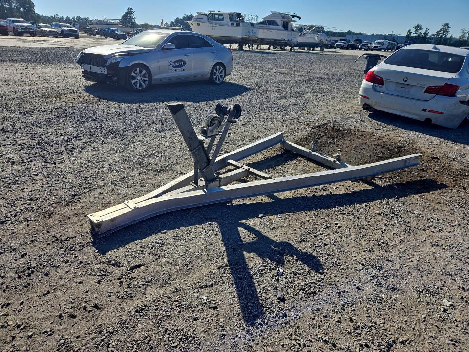 2017 BOAT TRAILER