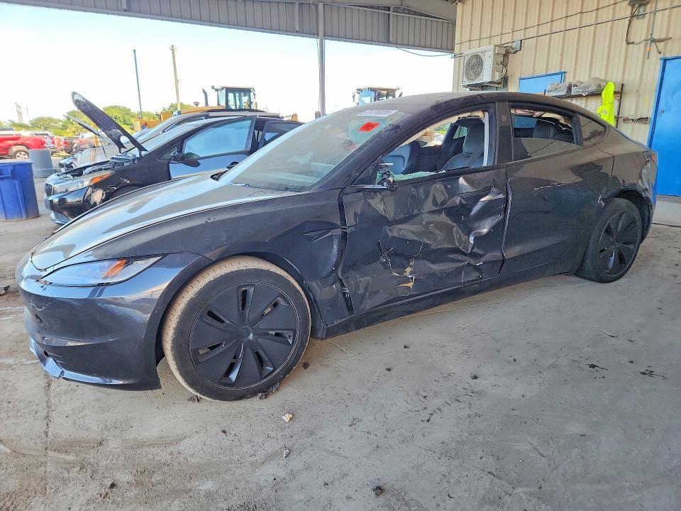 2024 TESLA MODEL 3   