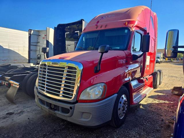 2011 FREIGHTLINER CASCADIA SEMI TRUCK