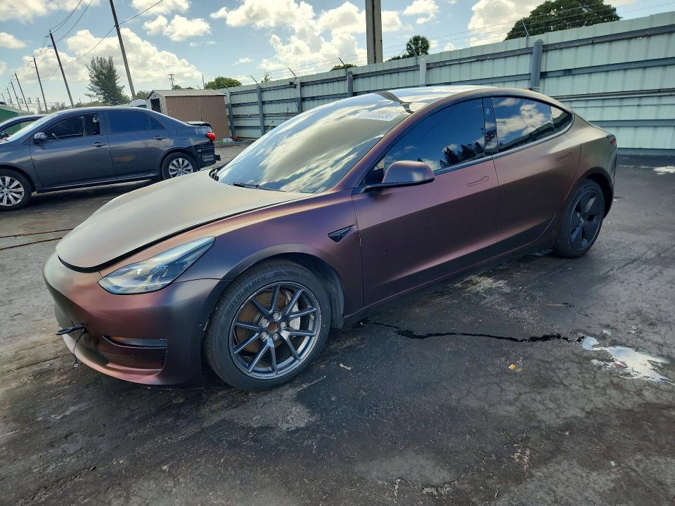2021 TESLA MODEL 3   