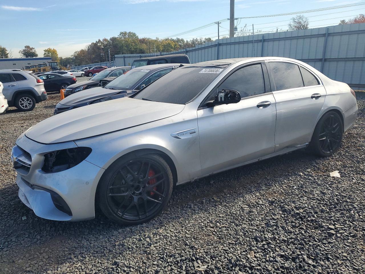 منظر 2019 MERCEDES-BENZ E 63 AMG-S 4MATIC، زاوية 1