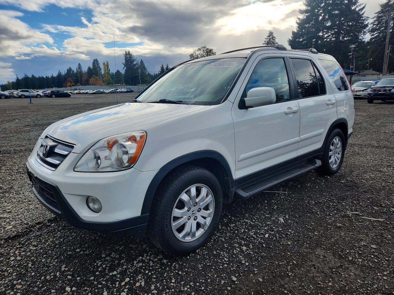 Vista de 2005 HONDA CR-V SE, ángulo 1