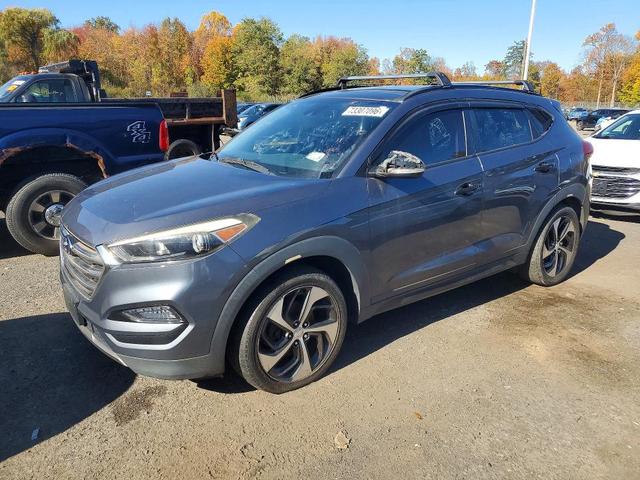 2016 HYUNDAI TUCSON