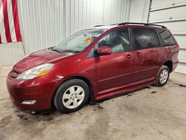 2007 TOYOTA SIENNA XLE 7-PASSENGER  