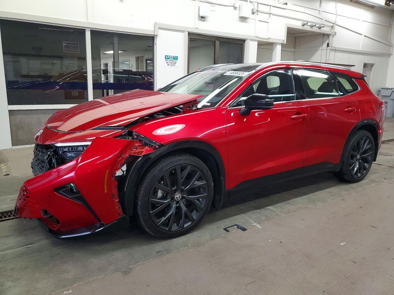 Vista de 2025 TOYOTA CROWN SIGNIA LIMITED, ángulo 1