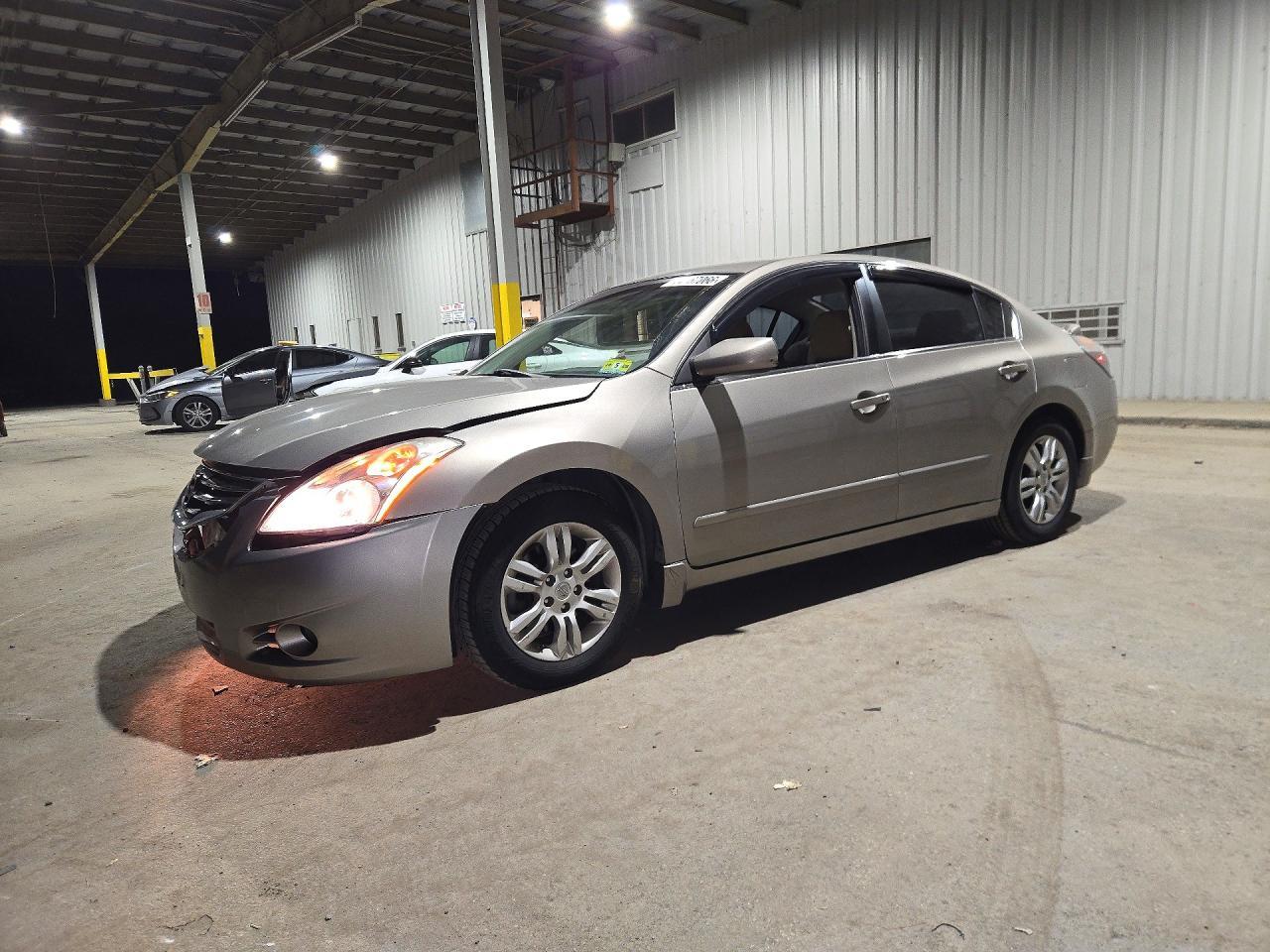 منظر 2011 NISSAN ALTIMA 2.5، زاوية 1