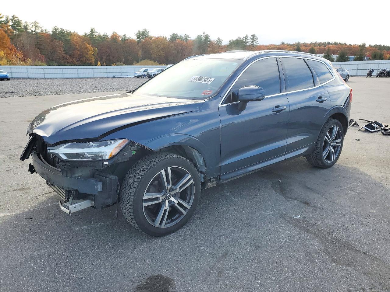 Вид 2019 VOLVO XC60 T6, угол 1