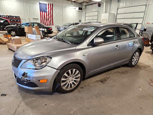 2010 SUZUKI KIZASHI
