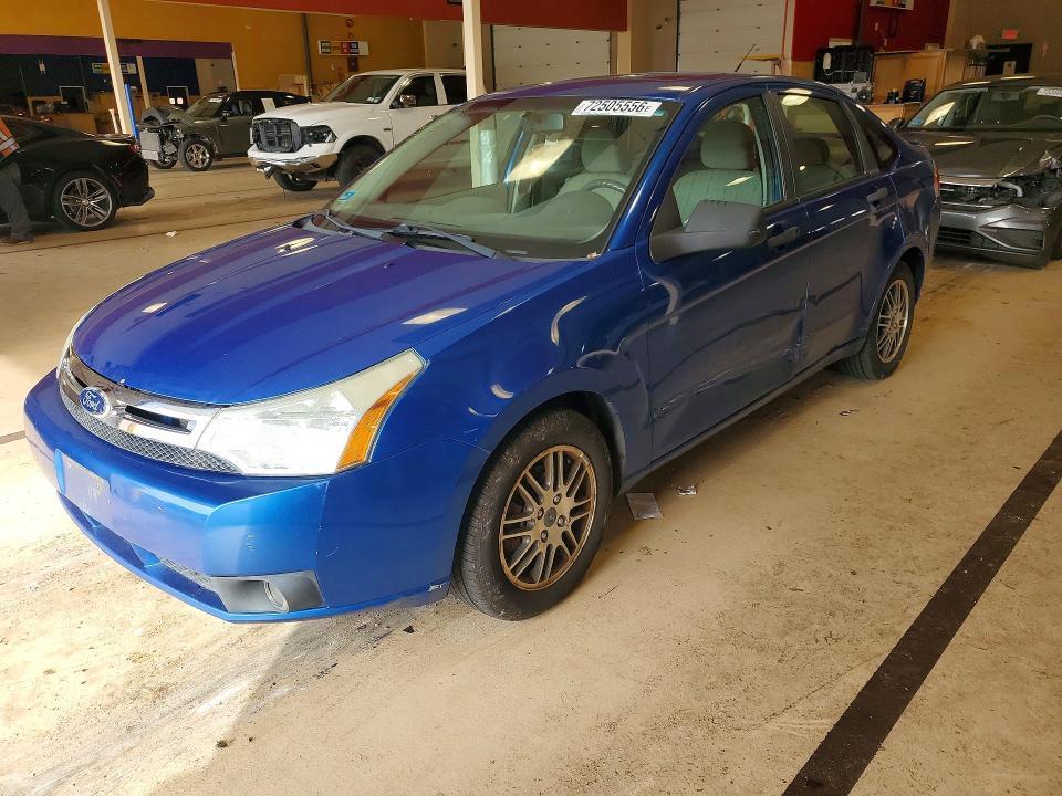 2010 FORD FOCUS SE  
