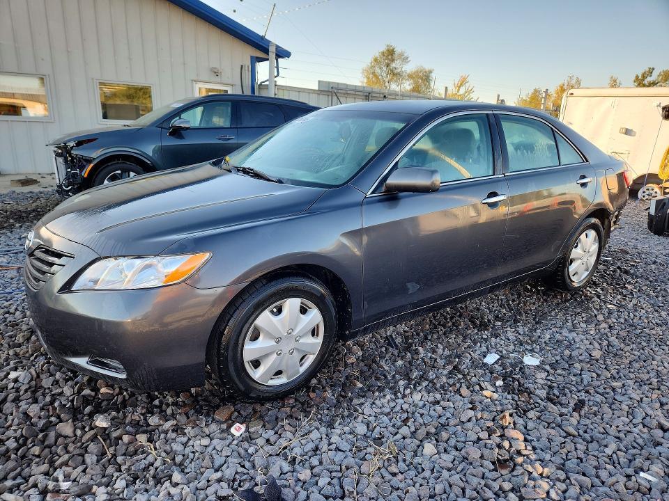 2009 TOYOTA CAMRY LE  